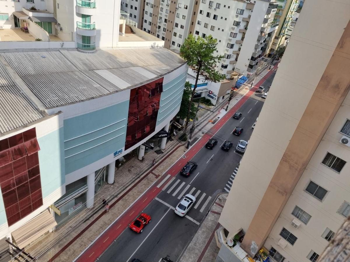 Apto Av Brasil Quadra Mar Balneario Camboriu Bagian luar foto