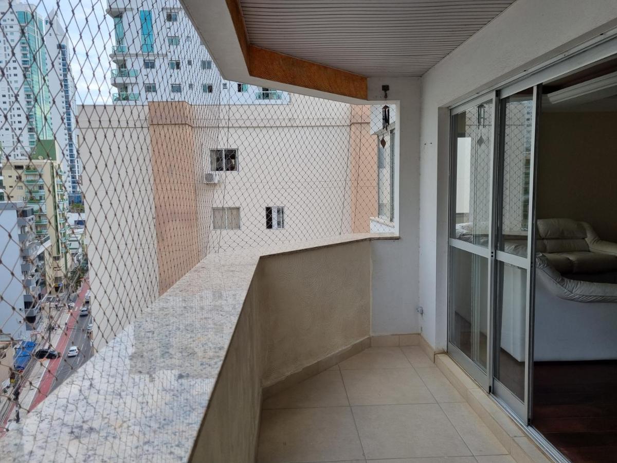Apto Av Brasil Quadra Mar Balneario Camboriu Bagian luar foto
