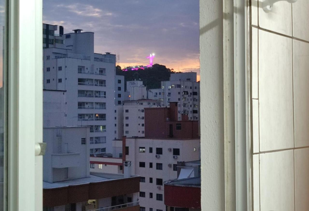 Apto Av Brasil Quadra Mar Balneario Camboriu Bagian luar foto