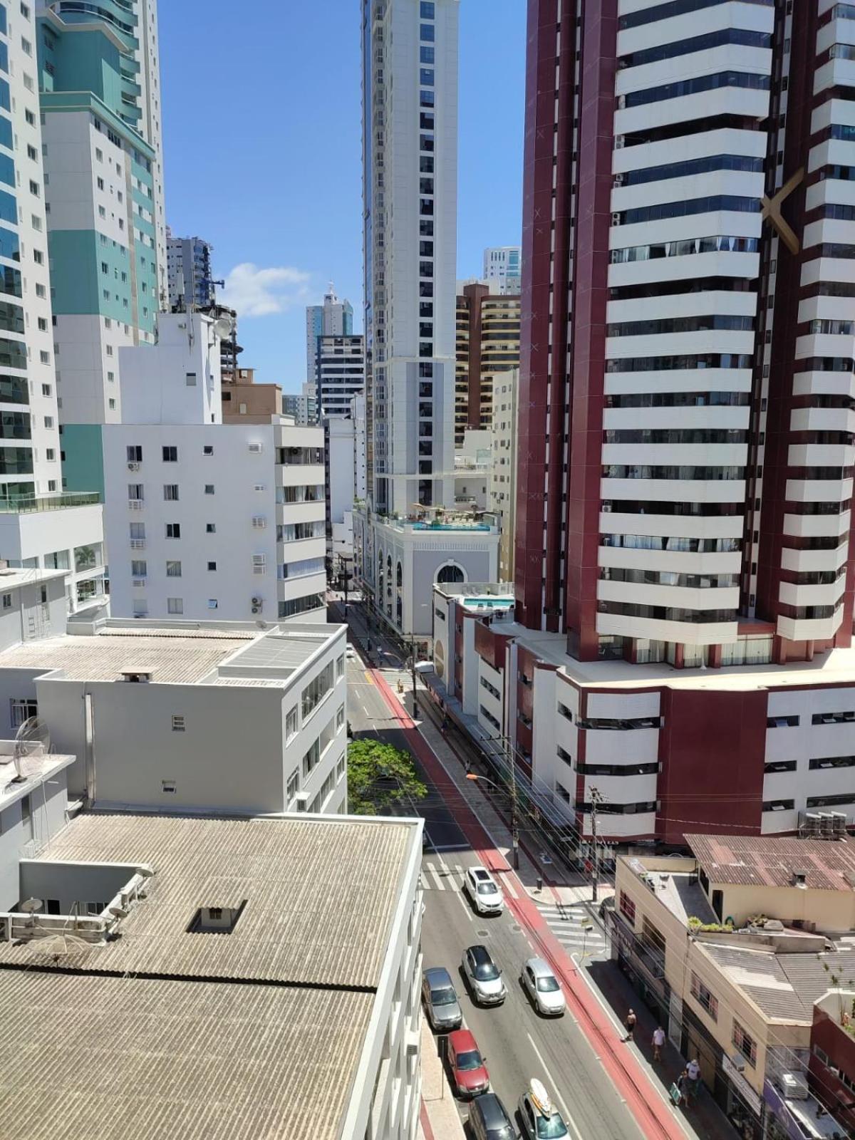 Apto Av Brasil Quadra Mar Balneario Camboriu Ruang foto